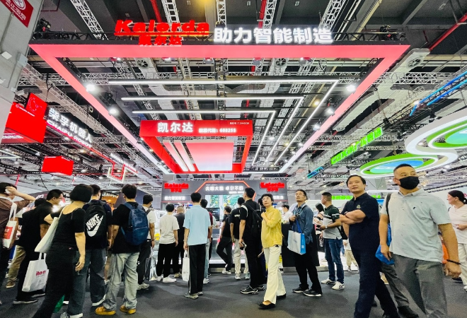 人气爆棚！3200威尼斯vip闪耀25届中国工博会，智领行业新未来